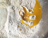 A picture of step 1 of Mini tandori pizza.