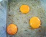 Foto del paso 2 de la receta Patatas fritas en el horno con jamón y huevos