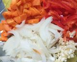 Foto del paso 1 de la receta: Wok de carne y verduras, acompañado con fideos tirabuzón