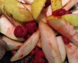Foto del paso 3 de la receta: Ensalada de pera con frambuesas🍐
