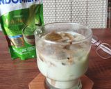 Foto langkah ke 5 dari resep Ice Dirty Matcha Latte.
