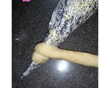 A picture of step 4 of Bread cone.