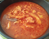 Foto del paso 5 de la receta: Potaje de garbanzos de bacalao con tomate 🍅🐟