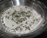 कसूरी मेथी की पूरी (kasuri methi ki puri recipe in Hindi) रेसिपी चरण 1 फोटो
