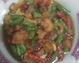 Foto langkah ke 6 dari resep Tumis buncis+ kikil pedas manis.