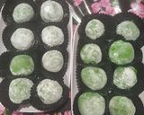 Foto langkah ke 9 dari resep Mochi Pandan Pasta Kacang Tanah Gula Merah.