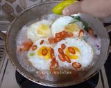 Foto langkah ke 4 dari resep Telur Mata Sapi Bakuah Soun Khas Minang.