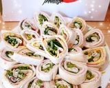 A picture of step 3 of Mini Ham and Cream Cheese Wraps.