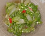 Foto langkah ke 2 dari resep Tumis sawi keriting simple enak.