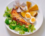 Hình bước làm 2 của món Cá hồi áp chảo