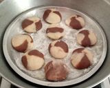 টু ইন ওয়ান ক্যুকিজ (two in one Cookies recipe in bengali) রেসিপি ধাপ - 6 ছবি