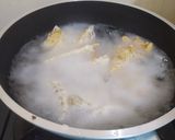 Foto langkah ke 4 dari resep Fried Potato Wedges.