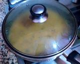 Foto del paso 10 de la receta: Bonito en salsa de dos tipos de cebollas, pimiento y azafrán