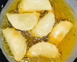 A picture of step 4 of Meethay samosay  /Gujiya /Sweet (honey) half moon.