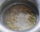 নুডলসের পাকোড়া রেসিপির ধাপ 2 ছবি