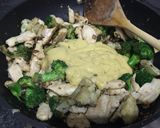 A picture of step 3 of Quick and Easy Chicken and Broccoli pasta.