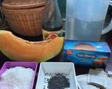 Foto langkah ke 1 dari resep Melon Iced Tea.