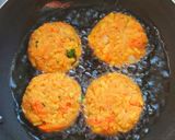 A picture of step 6 of Mamra(puffed rice)ni pattis.
