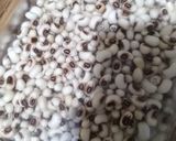 Foto del paso 1 de la receta: Acará (bollos de frijol carita)