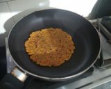 A picture of step 2 of Banana paratha.