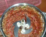 Foto langkah ke 2 dari resep Ikan Asin Sambal Kecombrang.