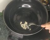 A picture of step 4 of Desi Chinese noodles.