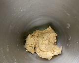 Une image de l'étape 4 de Pâte brisée aux deux farines et lait entier.