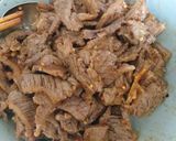 Hình bước làm 2 của món Mỳ bò