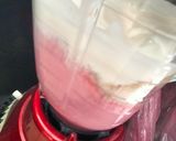 Foto del paso 2 de la receta: Mousse de fresa con glaseado espejo