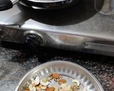 बटरस्कॉच केक (buttersocth cake recipe in marathi) रेसिपी स्टेप 5 फोटो 