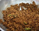 झणझणीत शेंगदाणे भाजी (zanzanit shengdane bhaji recipe in marathi) रेसिपी स्टेप 3 फोटो 