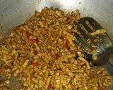 Foto langkah ke 5 dari resep Orek Tempe Kering.