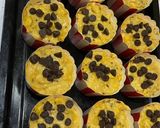 Foto langkah ke 4 dari resep Muffin Pisang Nyoklat.