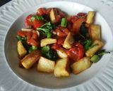 Foto del paso 9 de la receta: Ensalada tibia de pimientos con yuca y bimi