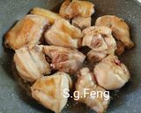 A picture of step 6 of Three Cup Chicken with King Oyster Mushrooms.
