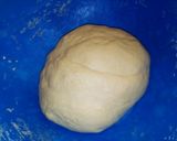 A picture of step 4 of Mini sugar coated ring doughnut.