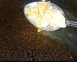 A picture of step 2 of Sulemani Chai.