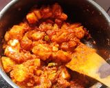 A picture of step 4 of Railway wali aloo ki sabji.