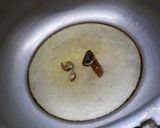 A picture of step 3 of Chicken patiyala.