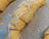 Sajtos-vajas kifli recept fázis 5 fotója