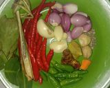 Foto langkah ke 1 dari resep Ceker pedas tulang lunak.