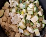 Foto del paso 3 de la receta: Sopa de coliflor y calabacita