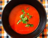 A picture of step 3 of Tomato soup with Garlic Butter toasted bread.