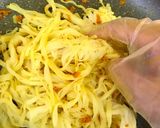 Hình bước làm 2 của món Bún nghệ miền Trung