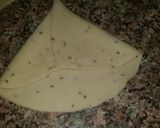 A picture of step 5 of Allu ke samosy.