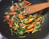 Zöldséges sült rizs recept fázis 2 fotója