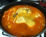 Foto del paso 6 de la receta: Pollo en salsa de cebolla y setas