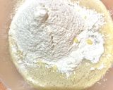 Foto langkah ke 4 dari resep Bolu Pisang Kukus Andalan, Moist dan Lembut tanpa Mixer.