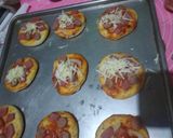 Foto langkah ke 7 dari resep Pizza mini kapas.