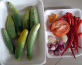 Foto langkah ke 1 dari resep Gulai Cumi Terong.